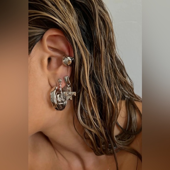 SOLD OUT $85 LUV AJ CROSS DANGLE EARRINGS MEJURI GORJANA BAUBLEBAR FREE PEOPLE - Picture 8 of 12